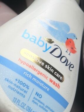 Baby Dove Sensitive Skin Care Hypoallergenic Wash - White & Light Blue